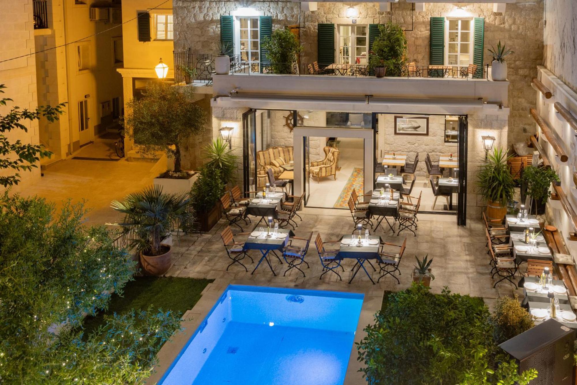 New - Casa Columba - 4 Star Design Boutique With Outdoor Pool & Private Garden (adults Only)