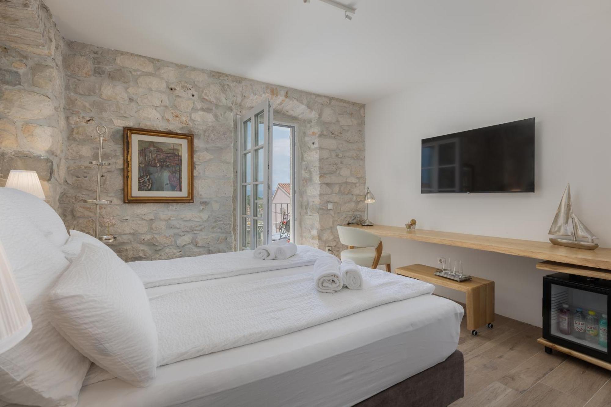 Gasthof New - Casa Columba - 4 Star Design Boutique With Outdoor Pool & Private Garden (adults Only) 4*