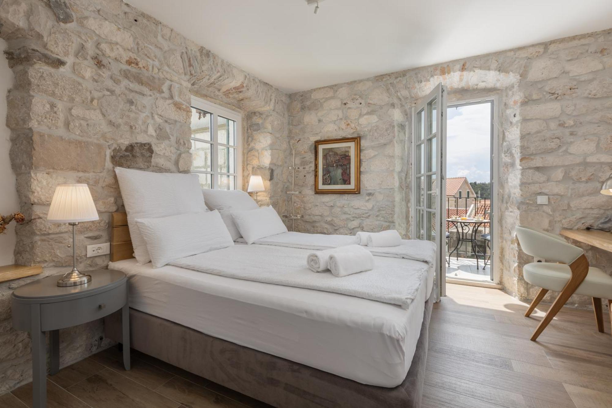 New - Casa Columba - 4 Star Design Boutique With Outdoor Pool & Private Garden (adults Only) Makarska