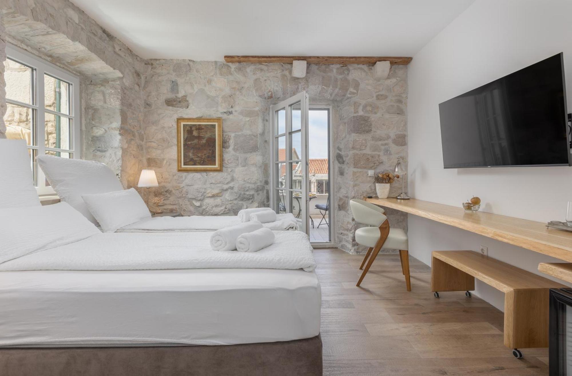 Gasthof New - Casa Columba - 4 Star Design Boutique With Outdoor Pool & Private Garden (adults Only)